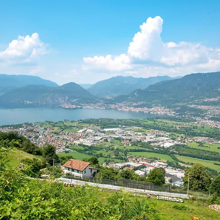 דירה A Casa Di Febe By World פיזונייה